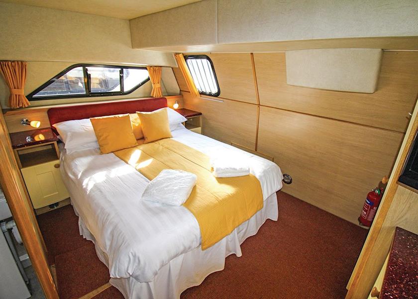 boat interior image